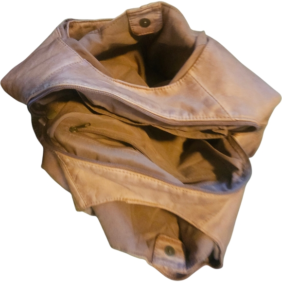 Elegant Tan Hobo Bag - Picture 11 of 15